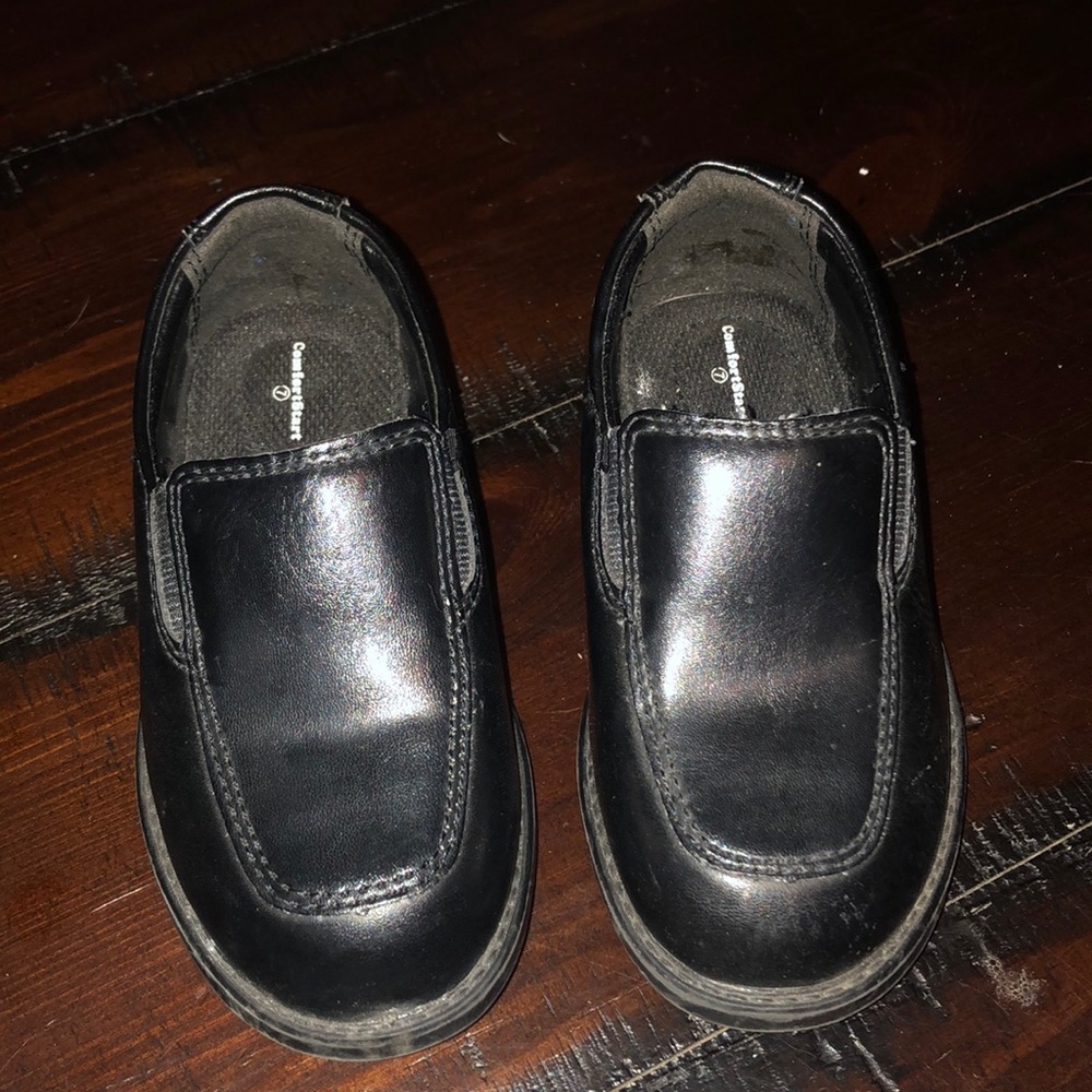 Boys (toddler) black dress shoes